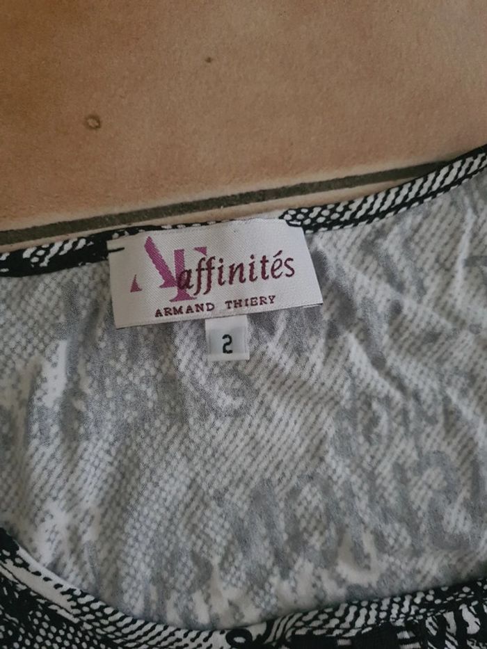 T-shirt femme - photo numéro 2