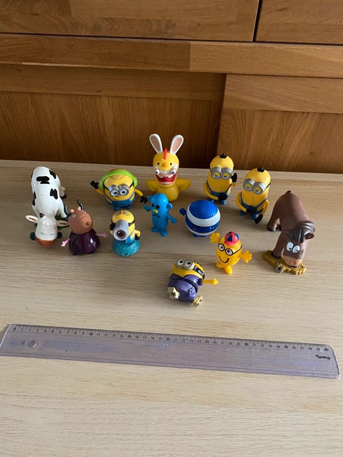 Figurines minions peppa pig monsieur madame animaux jouets