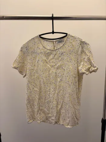 Blouse manche courte jaune et beige