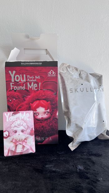 [Sealed] PopMart – Skullpanda Moldy Muffin🌹 You Found Me! Series Plush Doll Pendant