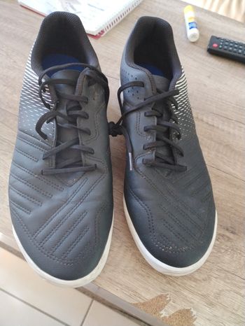 Chaussure foot kipsta 