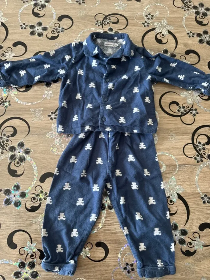 Pyjamas deux pièces