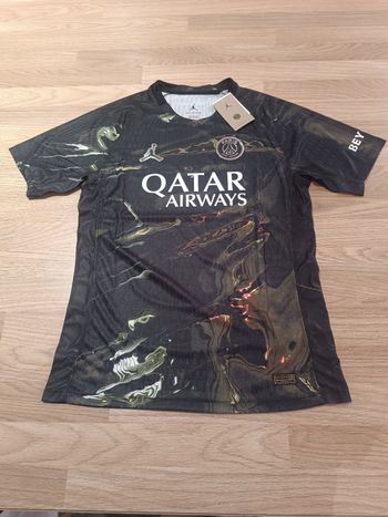 Maillot taille L Paris 