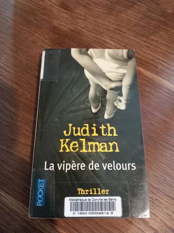 Livre la vipère de velours
