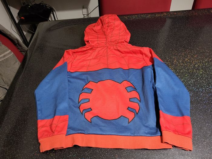 Veste capuche 8/9 ans - photo numéro 3