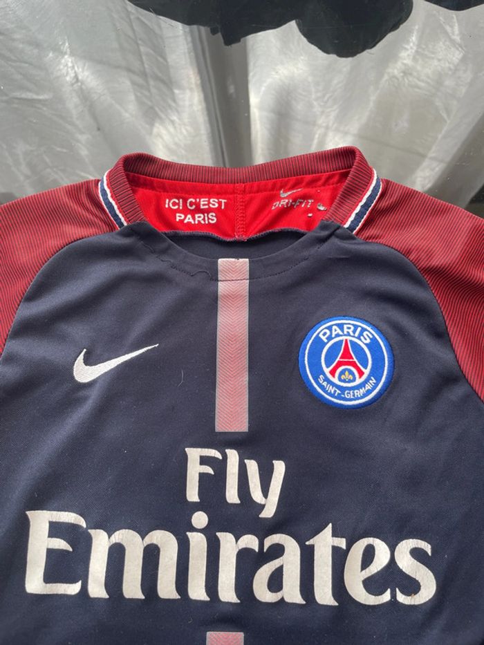 T-shirt, PSG en taille 7/8 ans - photo numéro 4