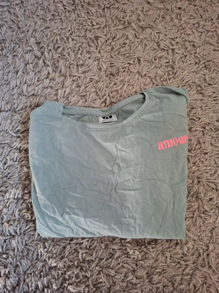 Magnifique haut fille tape à l'œil 8 ans avec écriture amour