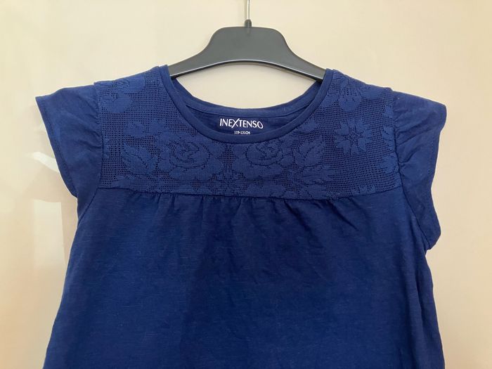 T-shirt marine In Extenso 5/6 ans (1€50) - photo numéro 3