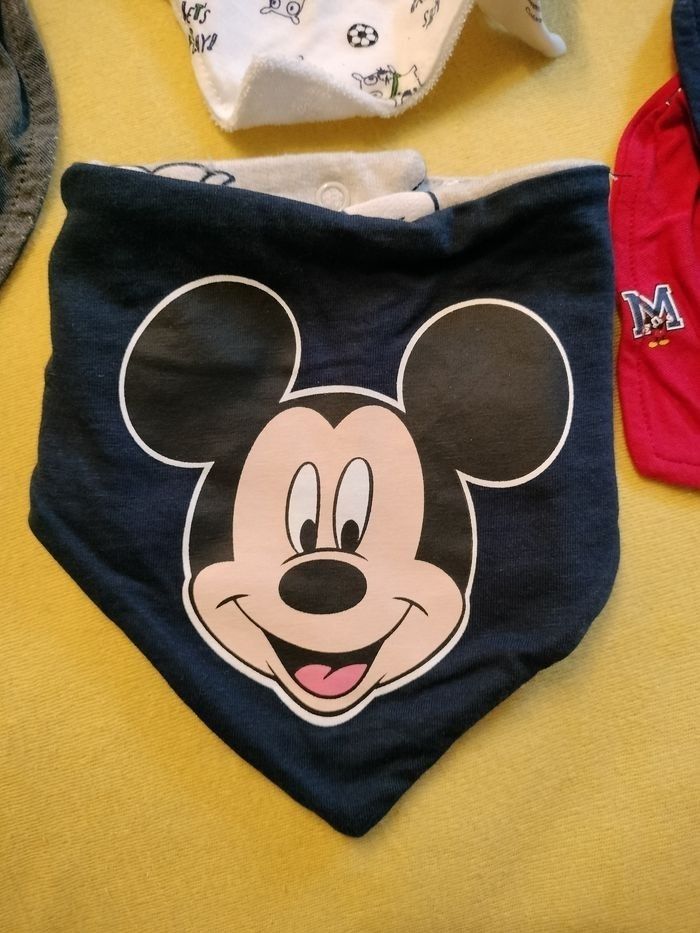 Bavoirs / protège vêtements