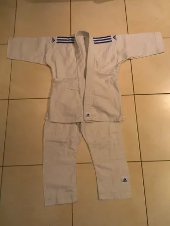 Kimono Judo Adidas 10 ans (130-140)