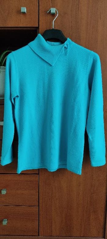 Pull à col asymétrique