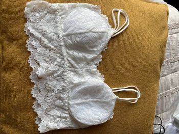 Bustier blanc à dentelle, taille XL