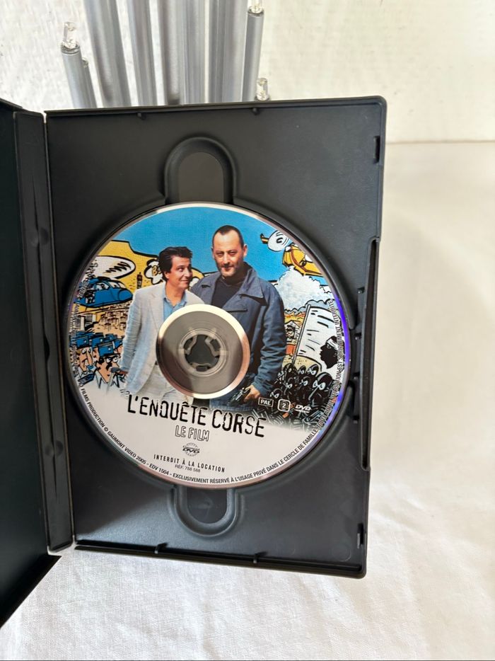 • Dvd ~ L’enquête corse • - photo numéro 2