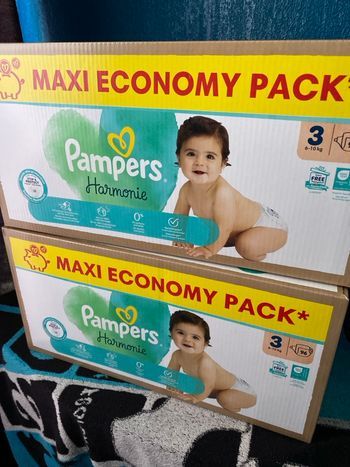 2 cartons de couches Pampers harmonie taille 3 (2x96 couches)
