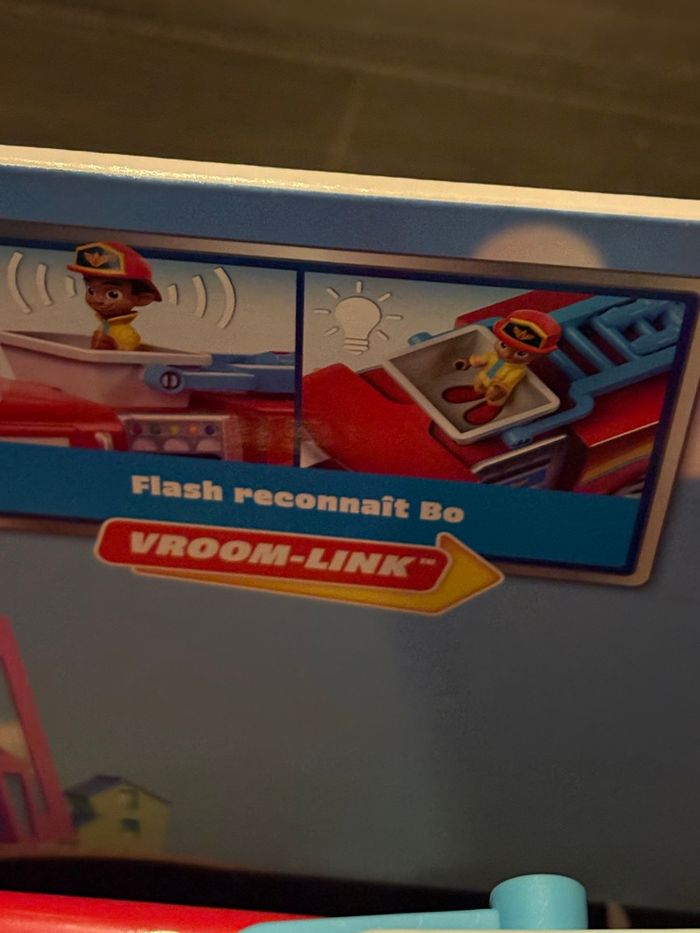 Camion de pompiers Firebuds Bo & flash - photo numéro 3