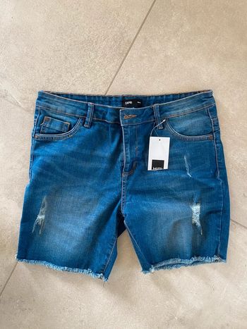 Short jean neuf mim capri
