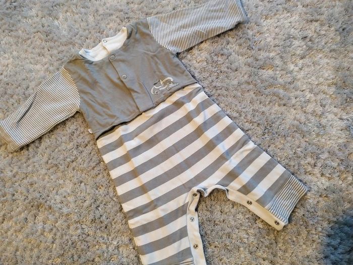 Combinaison Absorba 6 mois