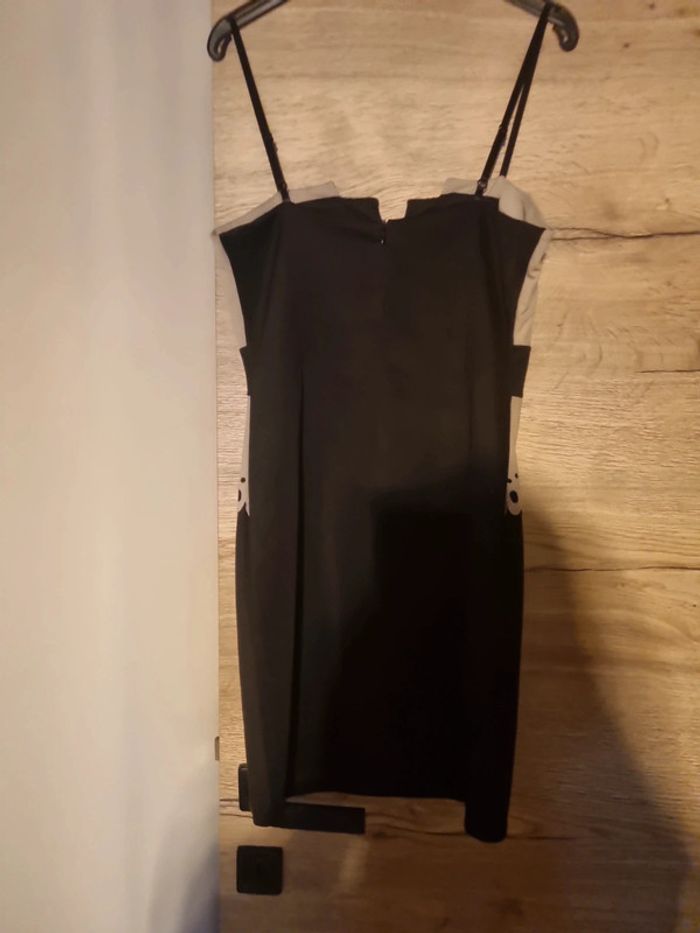 Robe de soirée - photo numéro 3