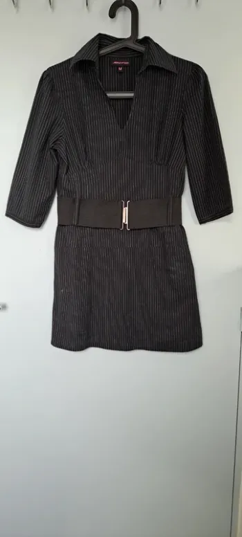 Robe avec ceinture