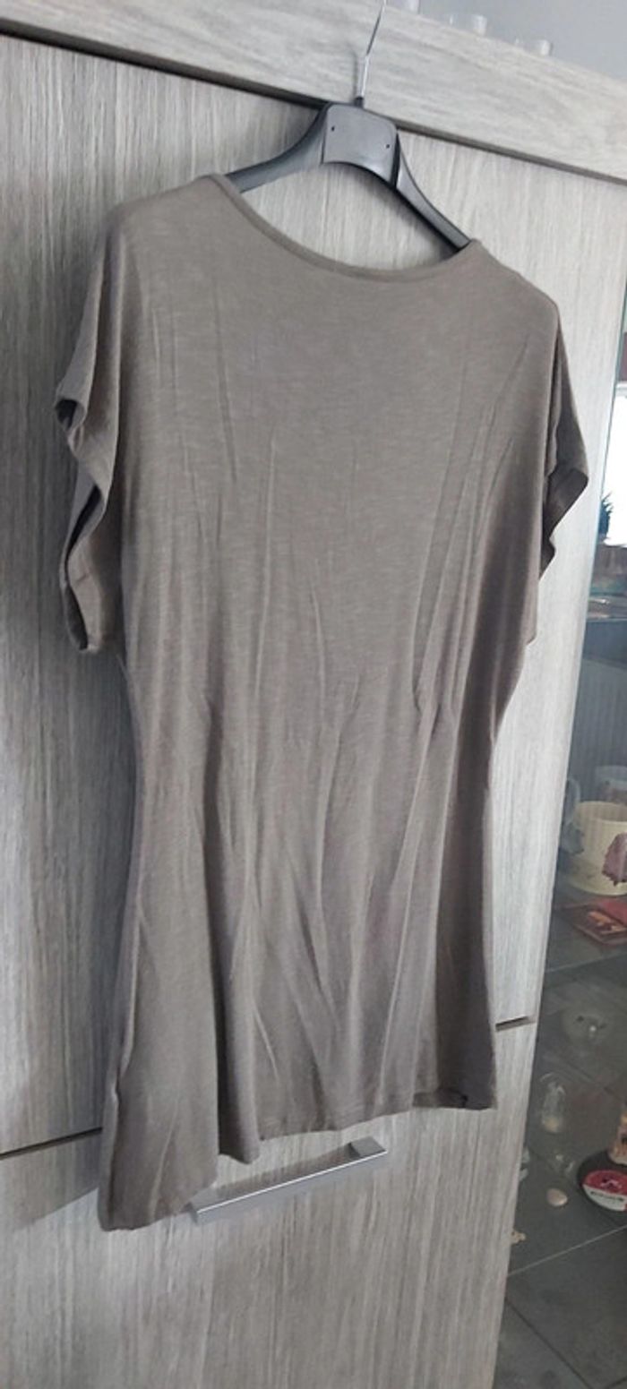 Magnifique t-shirt gris avec nœud taille S - photo numéro 7