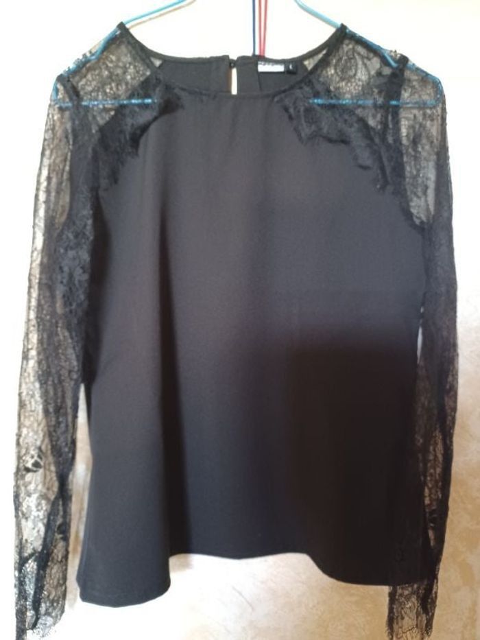 Haut dentelle - photo numéro 2