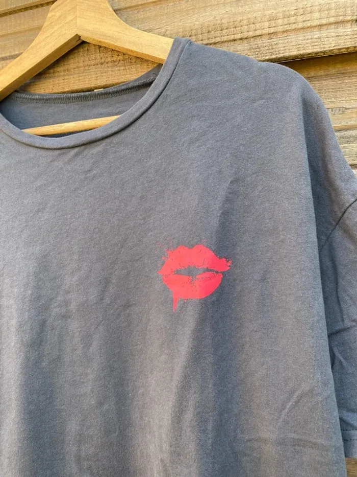 TEE shirt bisous - photo numéro 2