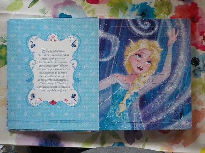 Livre puzzle avec 50 pièces La Reine des Neiges - photo numéro 5
