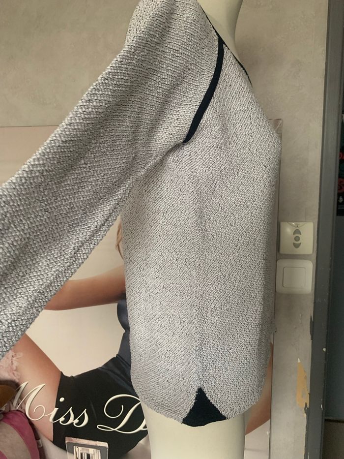 Pull blanc et noir - photo numéro 5