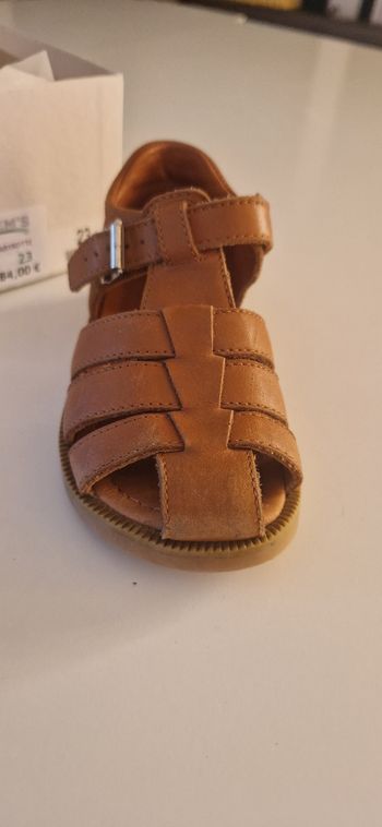 Chaussures enfant.