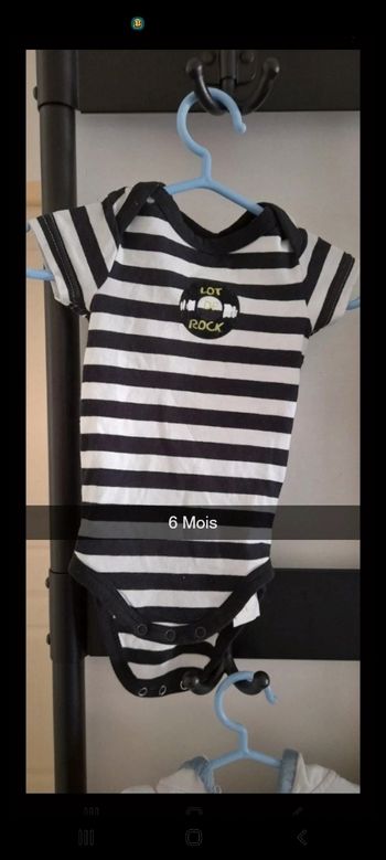 Bodies taille 6M