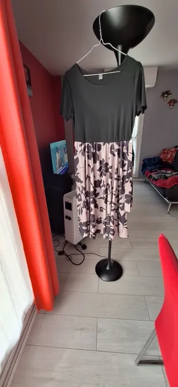Robe manches courtes