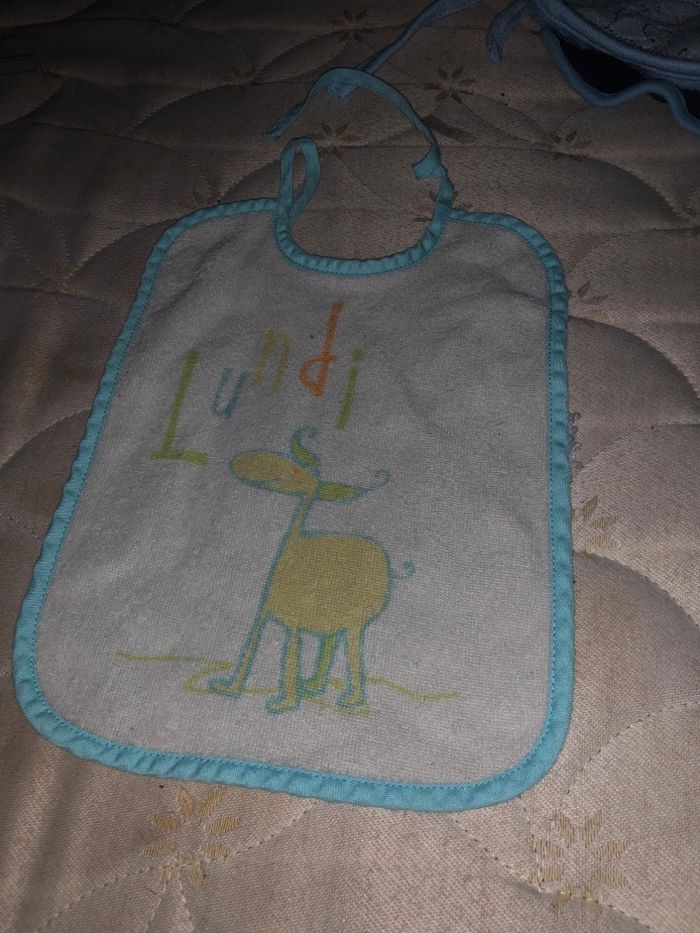 Lot de bavoirs bébé - photo numéro 3