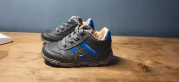 Chaussures garçon Geox neuve
