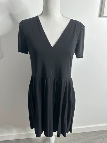 Petite robe noire plissée Zara T36 S