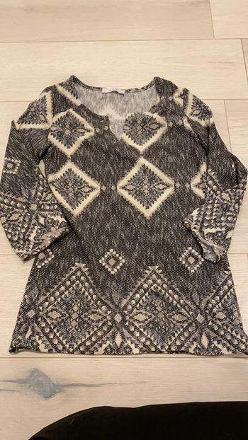 Pull  très bon état