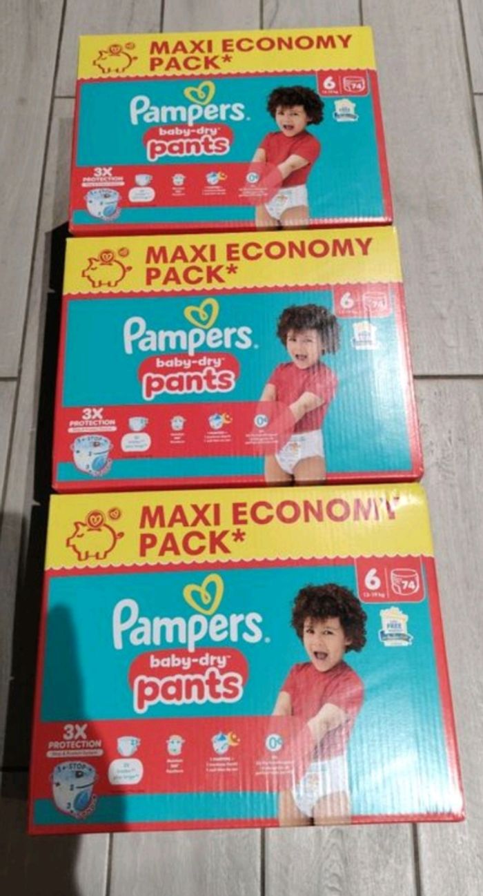 Lot de 3 cartons de 74 couches Pampers pants taille 6 - photo numéro 2