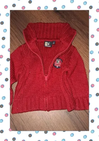 Gilet 6 mois avec haut col