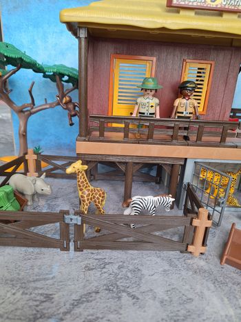 Playmobil Centre de soins pour animaux afrique