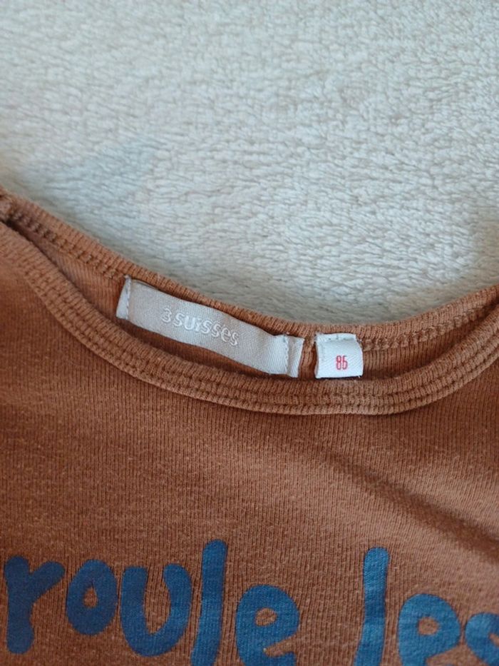 T-shirt marron "je roule les mécaniques" 2 ans - photo numéro 2