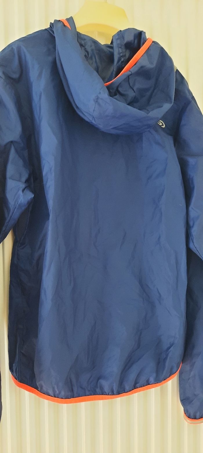 Coupe-vent 11/12 ans - photo numéro 2