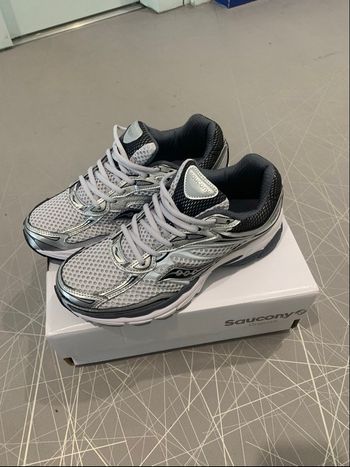 Saucony Omni 9 