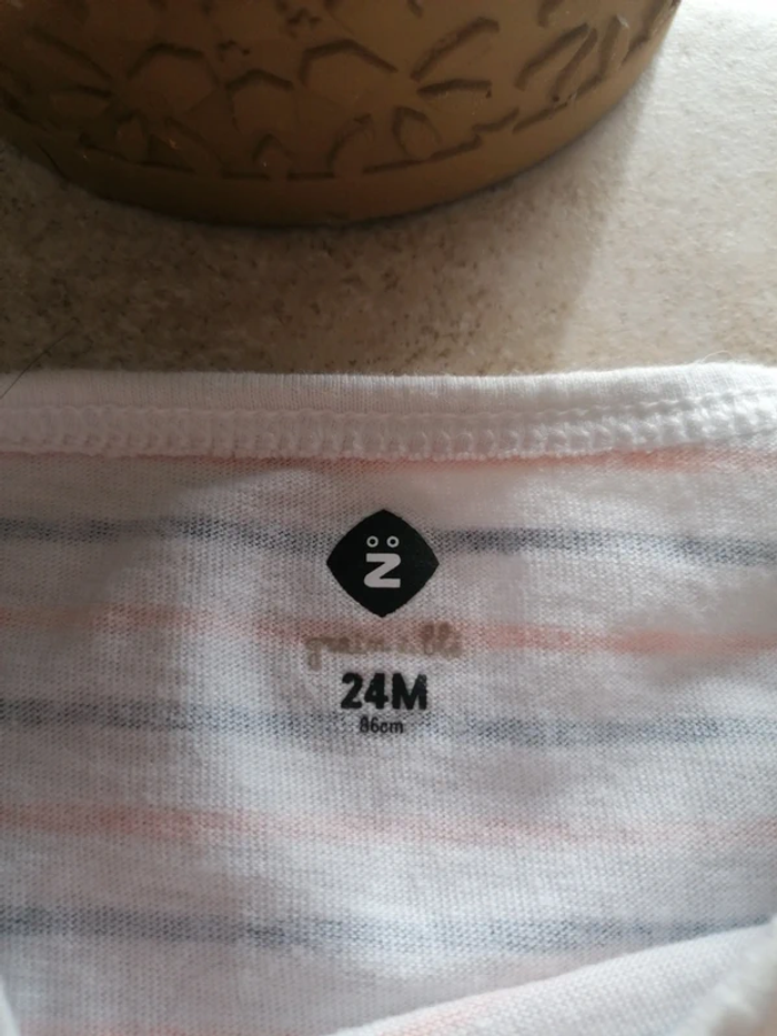 Lot de 2 t-shirts 24 mois été - photo numéro 4