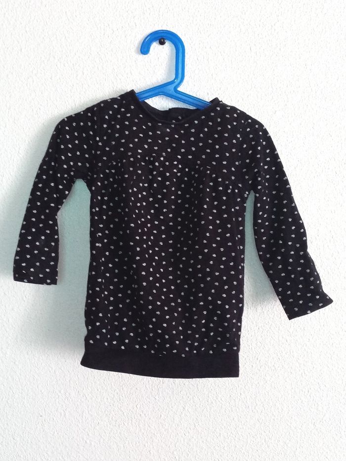 3 ans kiabi sweet shirt noir a cœur blanc toutes saisons /Excellent état - photo numéro 4