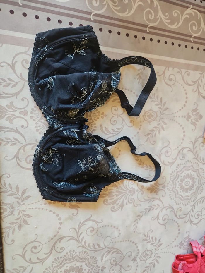 Soutien gorge - photo numéro 2
