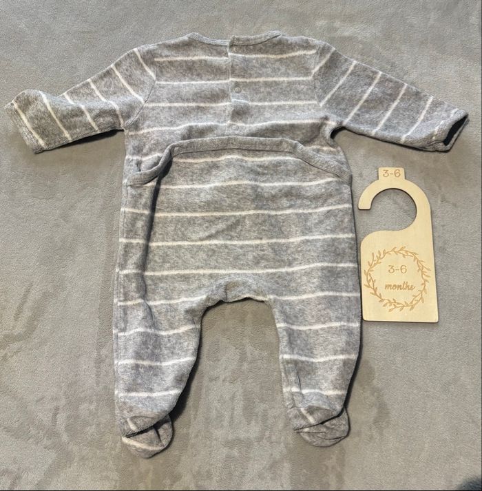 Pyjama 3 mois - photo numéro 2