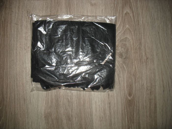 ÉCHARPE POLAIRE NOIRE - MIXTE "BIOSUPER" - NEUVE - n°08 - photo numéro 2