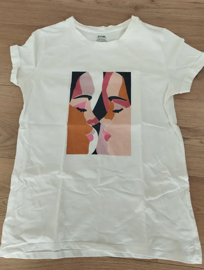 Tee shirt blanc à motif Kiabi 36