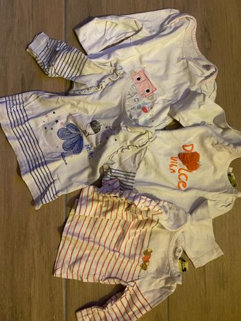 Lot tshirts manches longues bébé fille 3 mois