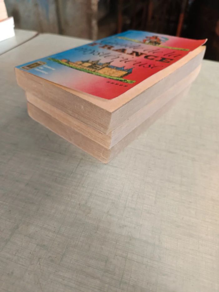Lot 3 livres guide de la France mystérieuse 2 3 et 5 - photo numéro 3