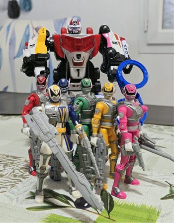 Lot Power Rangers S.P.D Megazord et comlandos